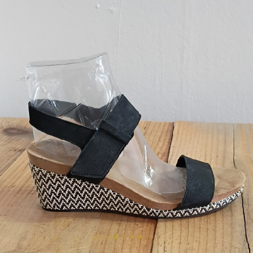 Lucky Brand Black Wedge Sandals